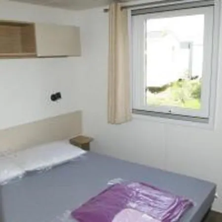Mhvacances Louent Plusieurs Mobilhomes Dans Camping 4 Etoiles A 200m De La Plage Et Cure Thermale
