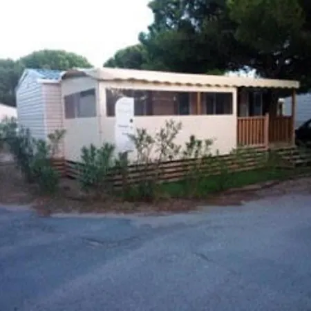 Mhvacances Louent Plusieurs Mobilhomes Dans Camping 4 Etoiles A 200m De La Plage Et Cure Thermale Canet-en-Roussillon